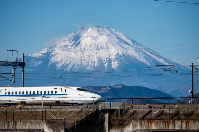新幹線の個室復活はいつから？料金と予約方法の最新情報まとめ